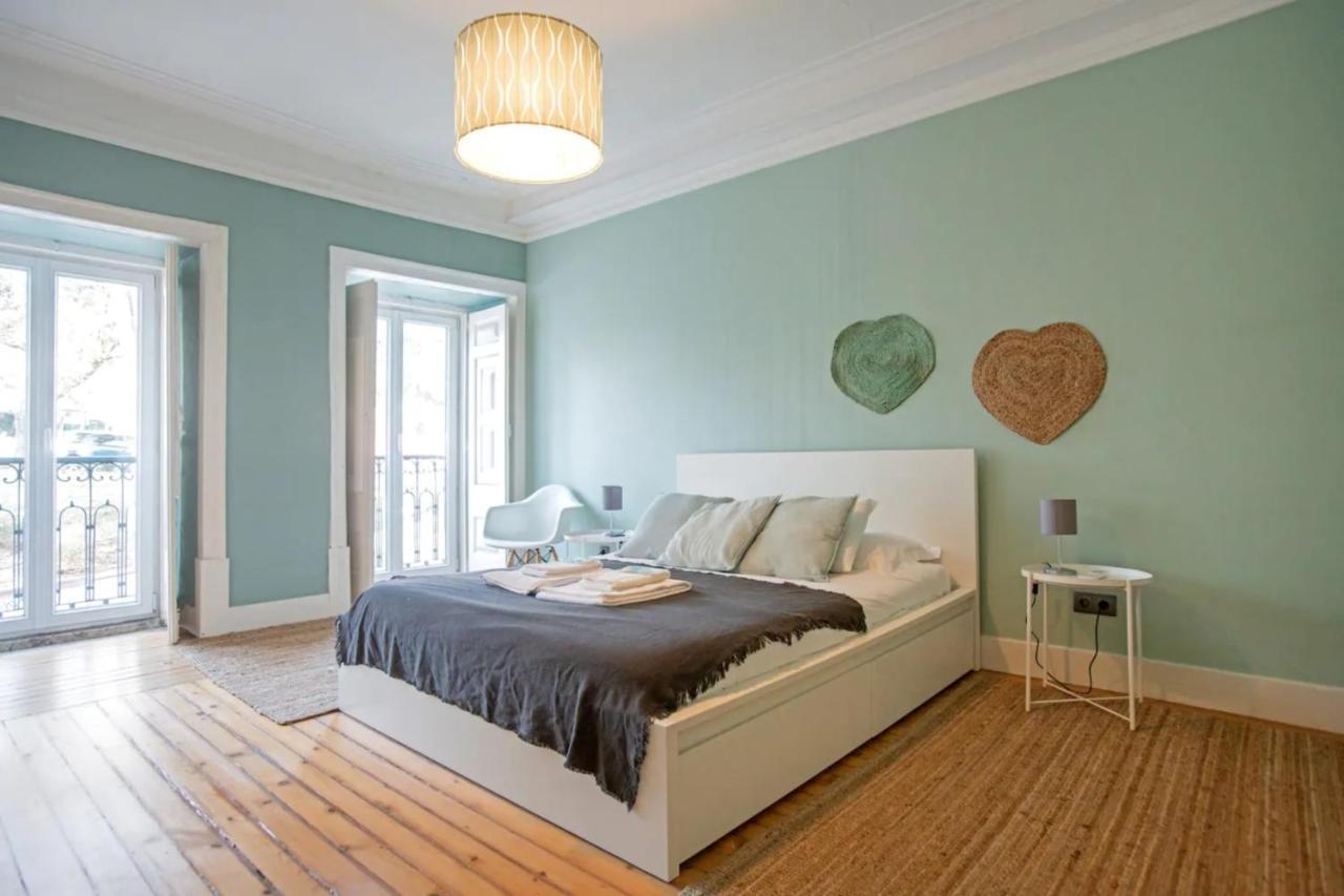 Peaceful 2bedrooms W Patio In Lisboa